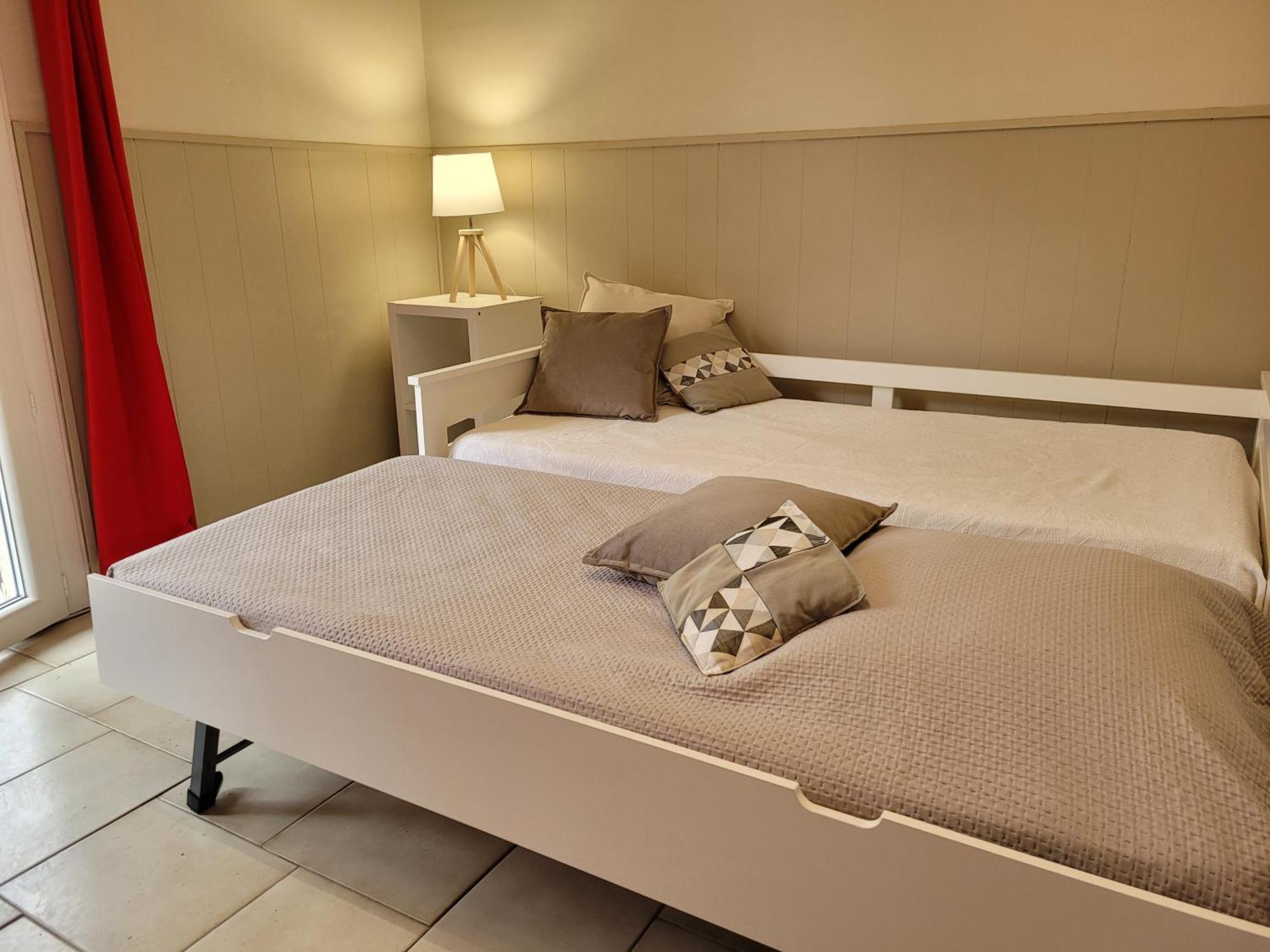 Appartements Dans Villa En Rez De Jardin 히에레 외부 사진